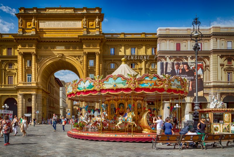 Florence Carousel