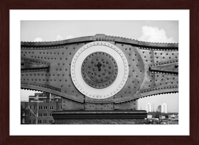 Tower Bridge Support - B&W