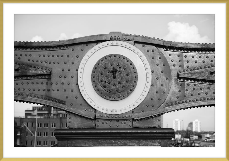 Tower Bridge Support - B&W