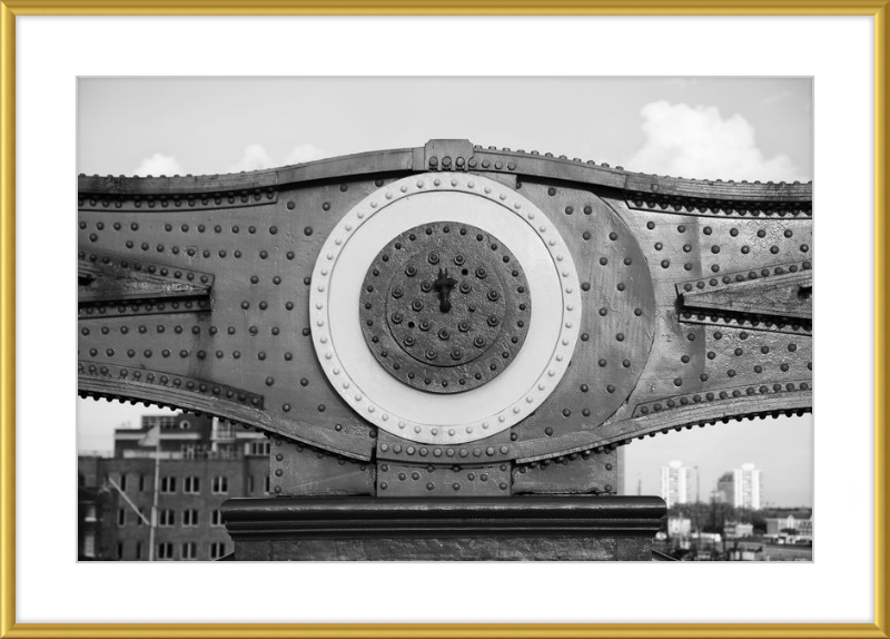 Tower Bridge Support - B&W