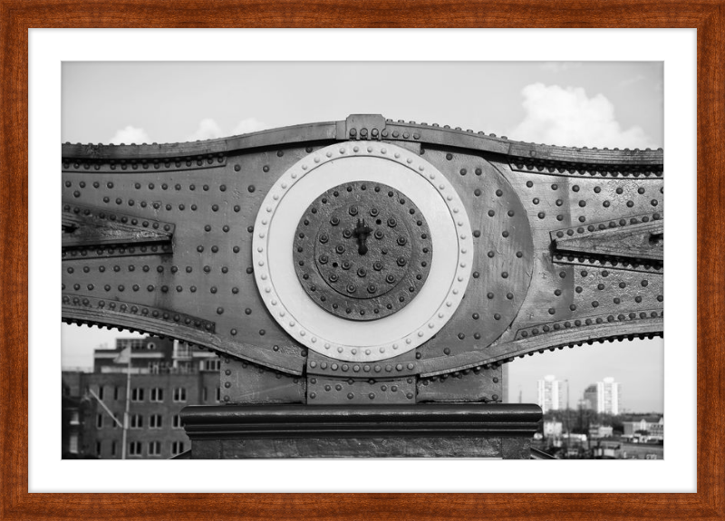 Tower Bridge Support - B&W